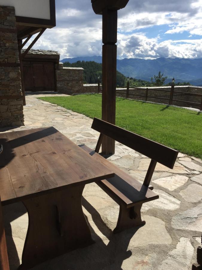Калпаците - Kalpacite Guest Houses Skrebatno Eksteriør billede